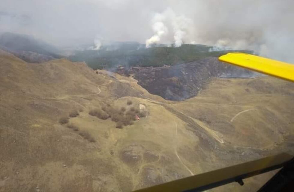 Un incendio de campos se registra en el sur de Calamuchita