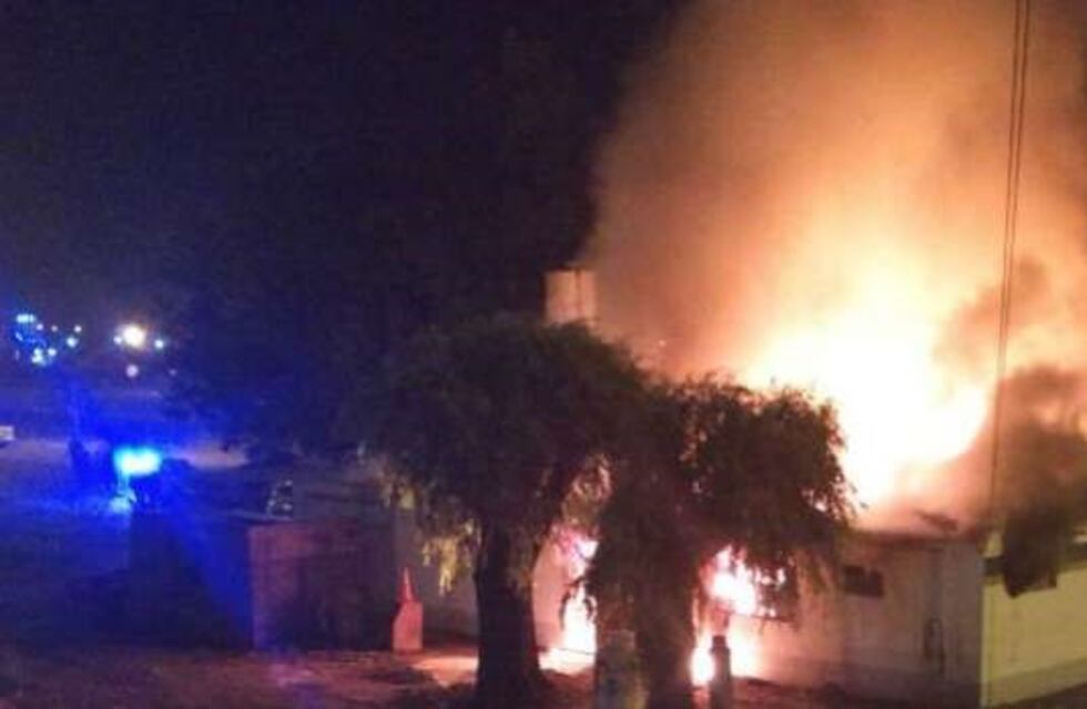 Un cortocircuito desató el incendio en el destacamento vial y hubo cuantiosas pérdidas