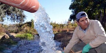 A raíz de ésta afectación de créditos, se generará también desde Irrigación la distribución de los fondos que correspondan a las Inspecciones de Cauce\u002E