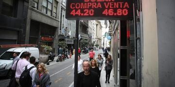 Qué opinan los medios este domingo 28 de abril\u002E