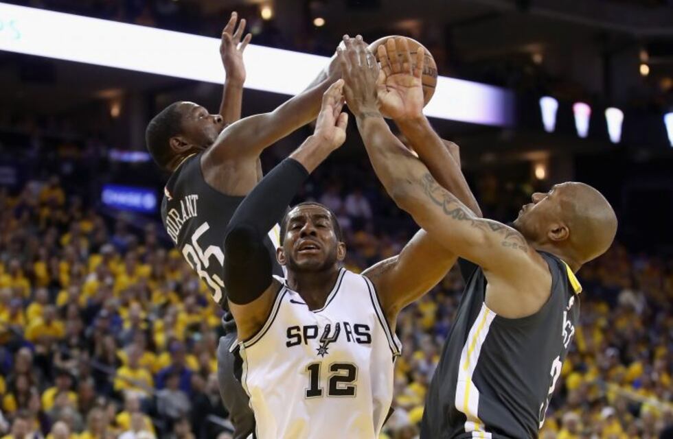 Golden State derrotó a los Spurs y puso la serie 2-0 a su favor