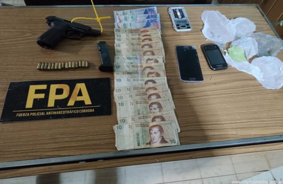 Guardiacárcel detenido por vender droga en el sudoeste de la ciudad