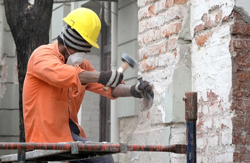 Restaurarán la antigua Secretaría de Educación de avenida Sarmiento