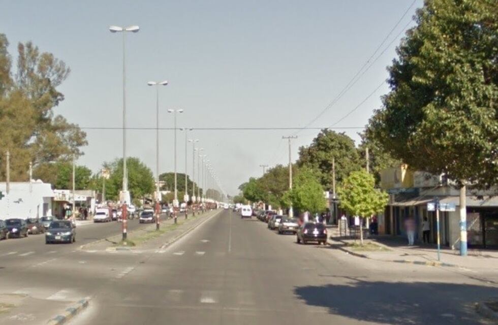 Robaron en un comercio, se tirotearon con un un vigilador privado e hirieron a un vecino