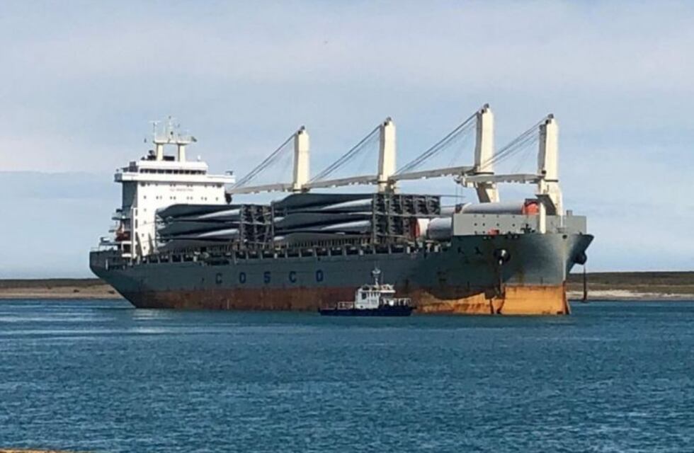 Llegan los aerogeneradores para el Parque Eólico Cañadón León