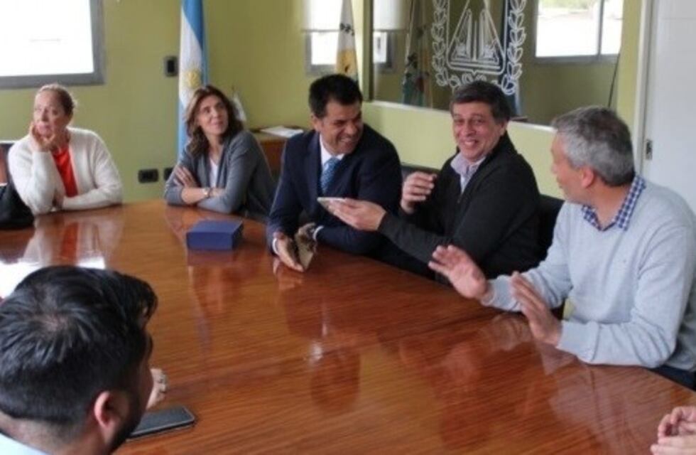 Miguel Ruiz fue reconocido en Las Heras por su trayectoria en el rugby