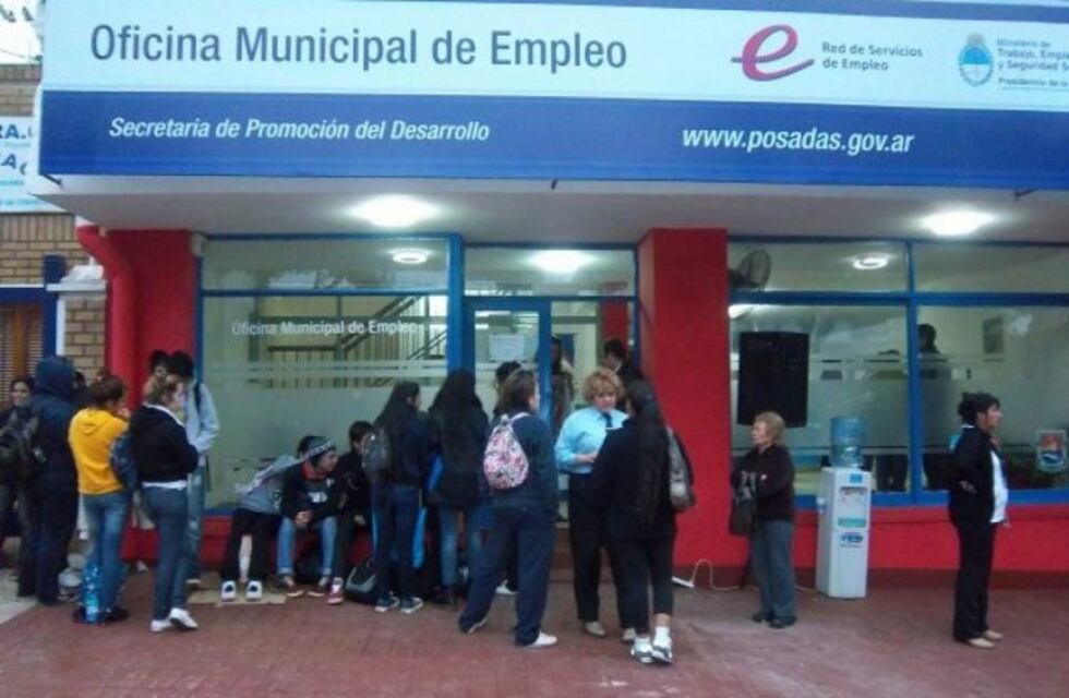 63 jóvenes se suman al mercado laboral en Posadas gracias al programa "Entrenamiento para el Trabajo"