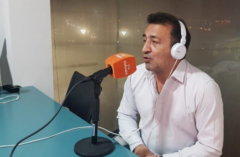 Néstor González sobre el muelle de Ushuaia: "Entre 80 a 100 metros vamos a alargar"