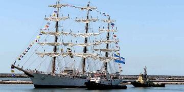 La Fragata Libertad volverá a navegar, tras ser puesta en valor en un astillero marplatense (Foto: @astillerospi)