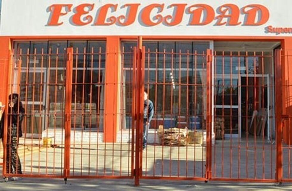 Un policía fue detenido y pasará a disponibilidad por robar fiambre en supermercado