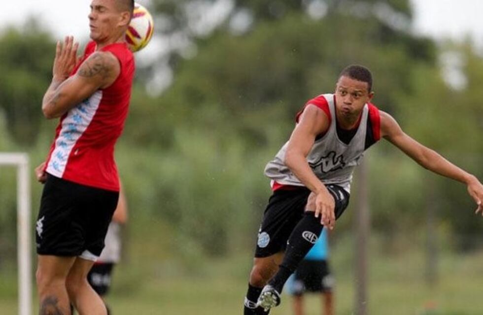 El Matatán Uribe dejó Belgrano pero no quiere irse del fútbol argentino