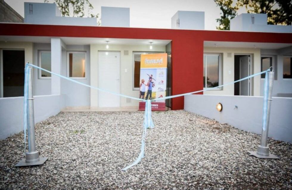 12 familias rioprimerenses cumplen el sueño de la casa propia