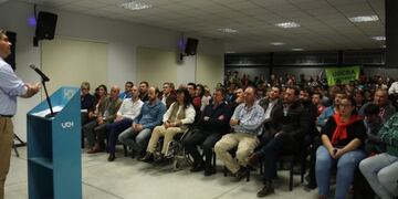 El exgobernador detalló una serie de proyectos a realizar en la provincia\u002E (Prensa Frente de Todos)