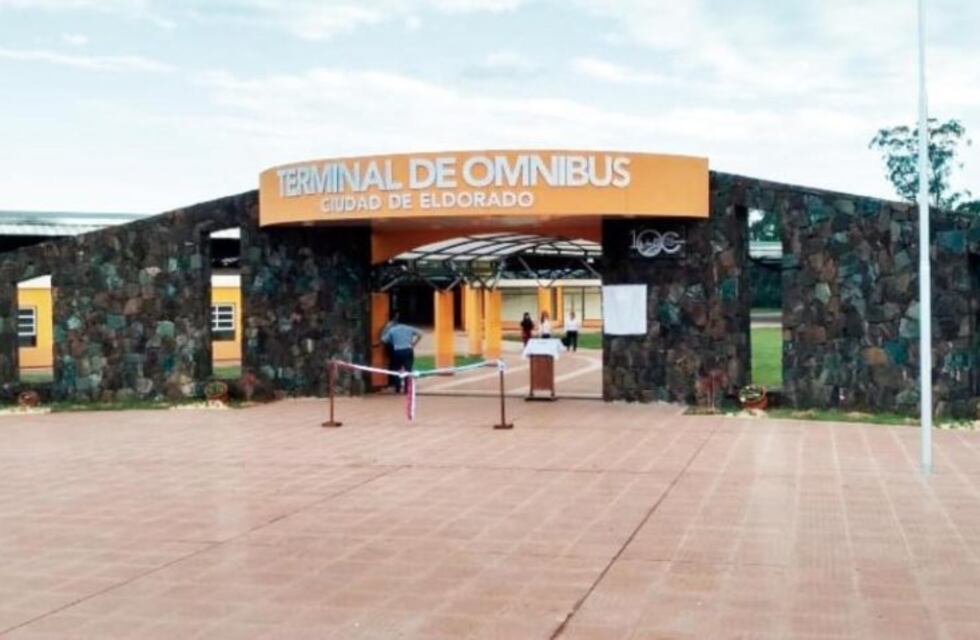 Pasajeros solicitan puntos de descenso fuera de la Terminal de Omnibus de Eldorado