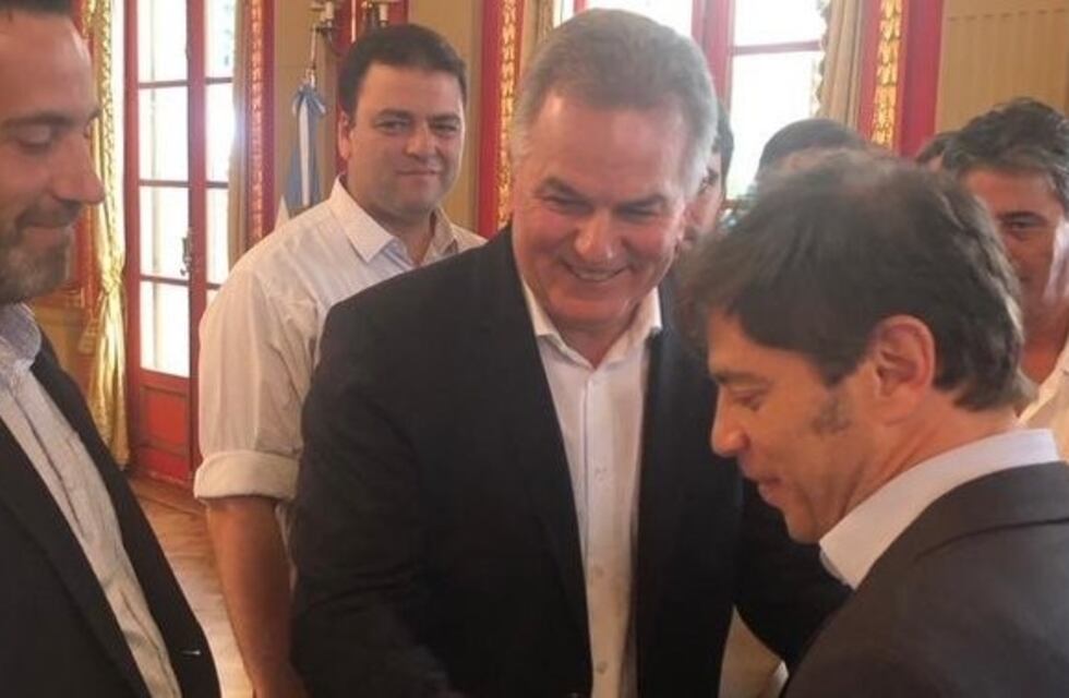 Gay planteó a Kicillof la situación del transporte en Bahía Blanca