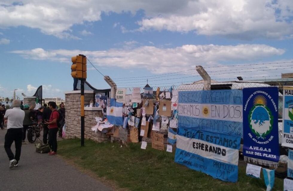 La explosión en el submarino, en los medios del mundo