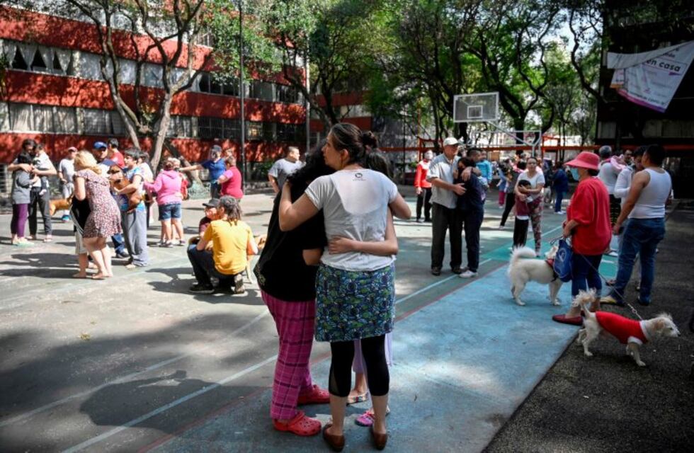 Se registraron cinco muertos tras el terremoto de 7,5 grados en México