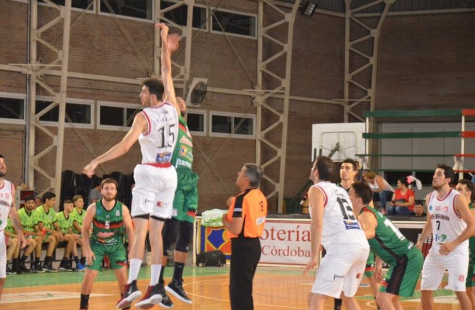 San Isidro derrotó a Tiro Federal en Morteros