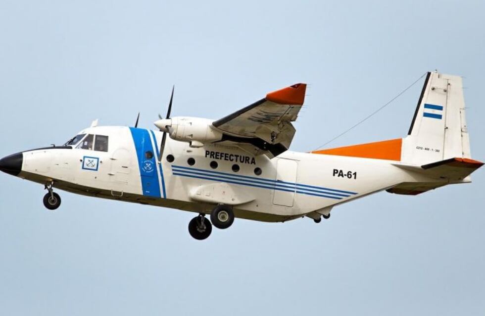 Así es el operativo aéreo para hallar a los pescadores desaparecidos en Punta Lara