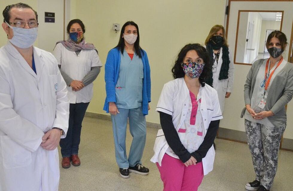 Luego de recibir la donación de plasma una mujer se recupera de coronavirus