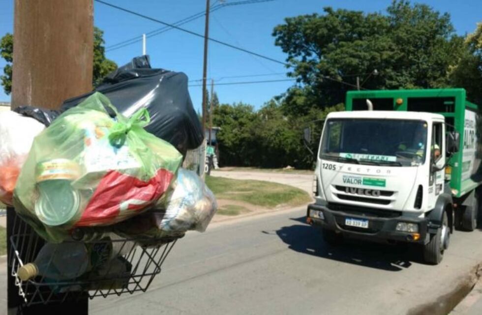 Un recolector se cortó con un vidrio y pidió conciencia a los vecinos