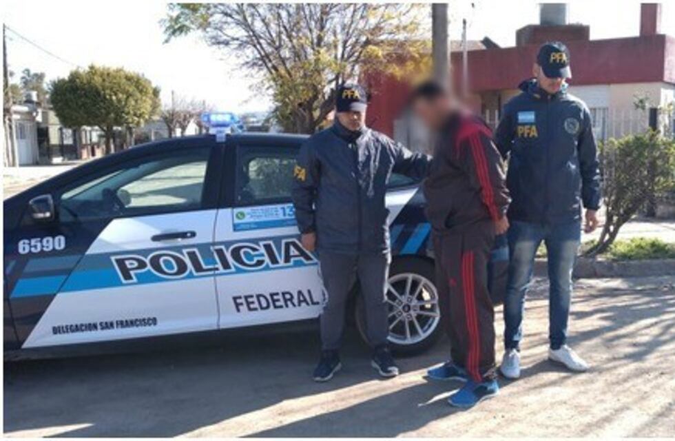 Arroyito: Policía Federal Argentina detuvo a dos hombres por supuesta venta de droga