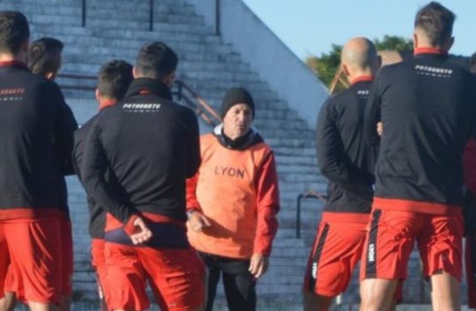 Firmaron dos jugadores más para Patronato