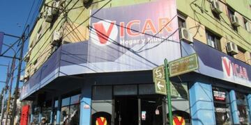 Comercio en la Avenida Uruguay de Posadas, Misiones\u002E (MisionesOnline)