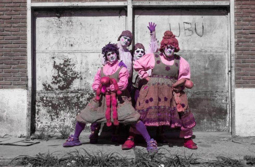 En única función, se presenta  Ubu del grupo Cirulaxia