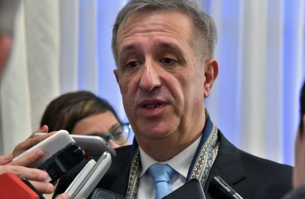 El gobierno tomará deuda a través de las "Letras del Tesoro" para superar la crisis