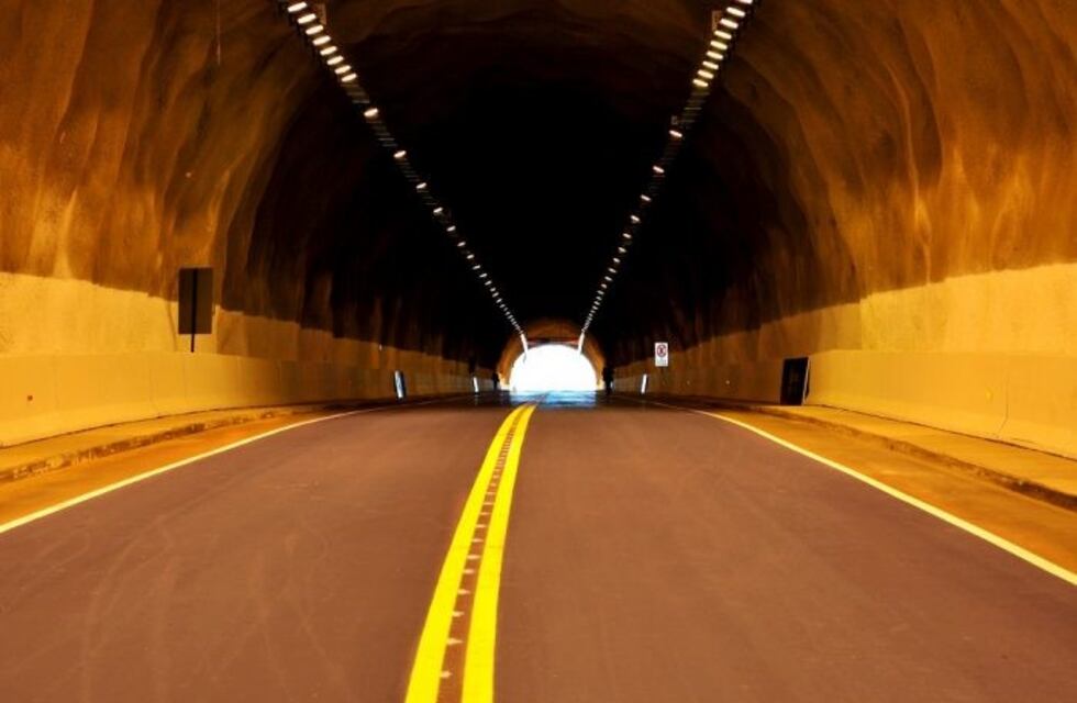 Video: ciclistas en ruta de Cacheuta. ¿Es imprudente circular en ese medio de transporte?