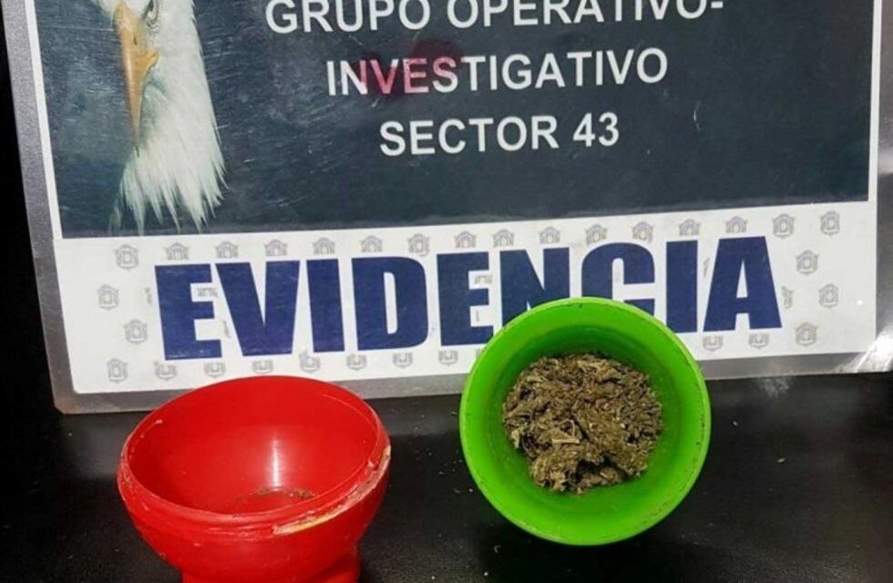 Intentó pasar droga a un preso dentro de un mate y quedó detenido