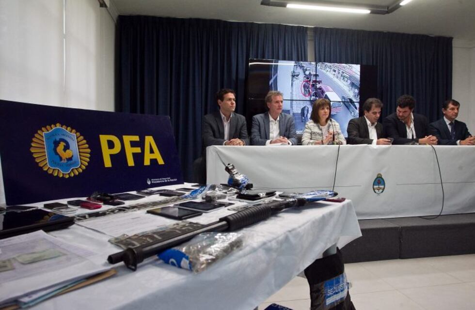 Desbarataron a dos bandas: una robaba bancos y otra falsificaba documentos y cometía asaltos