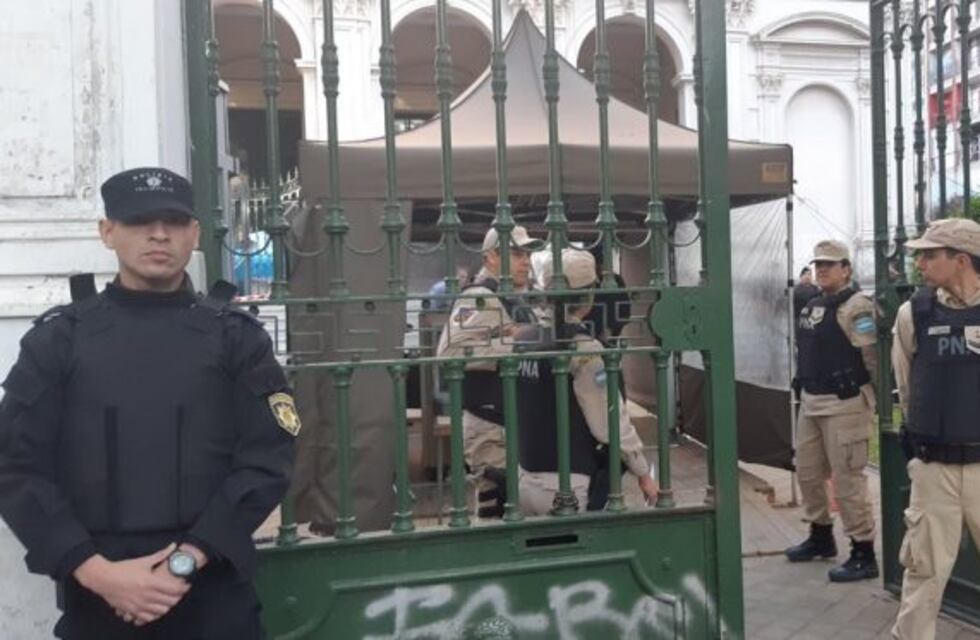 El primer juicio por narcotráfico a "Los Monos" empieza con un gran operativo en el centro