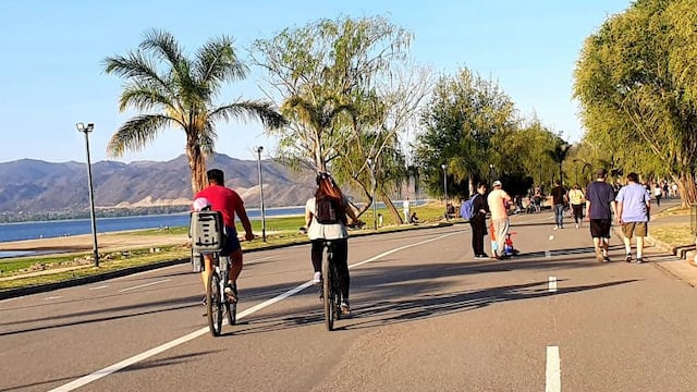 Costanera de Villa Carlos Paz. (Foto: VíaCarlosPaz).