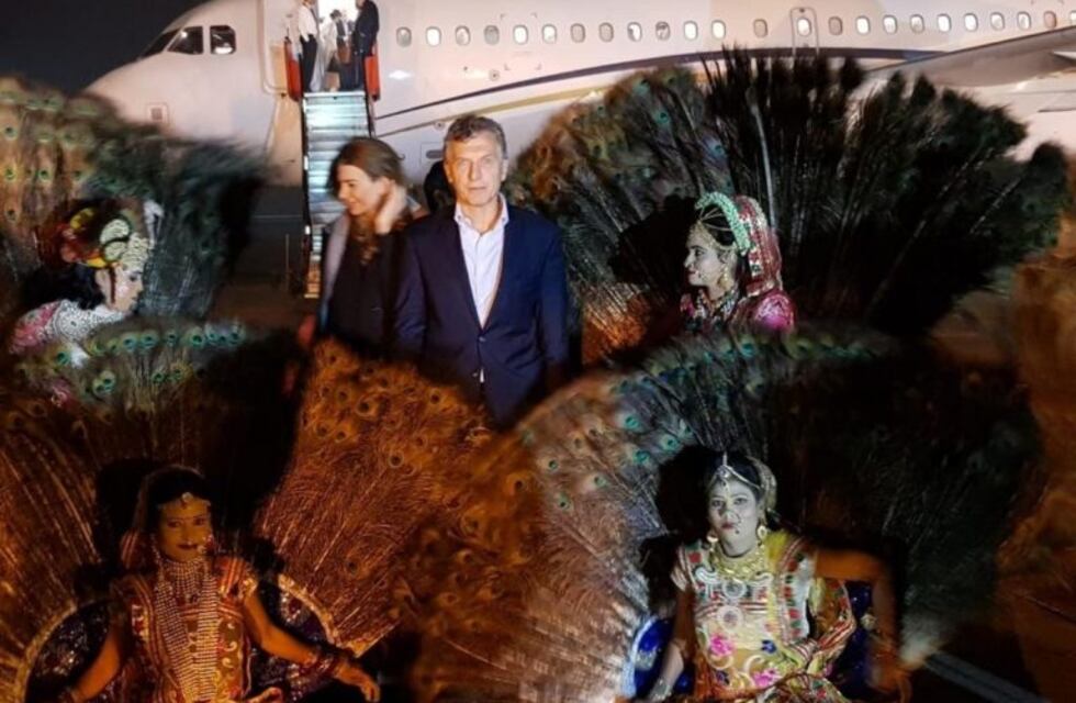 Macri llegó a la India, el lunes inicia una visita de Estado