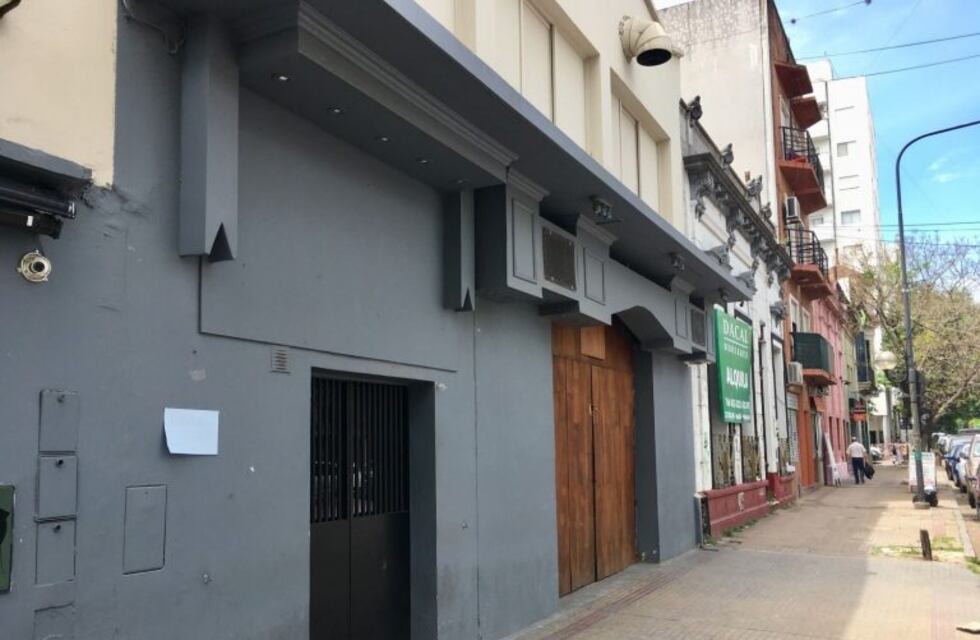 Denuncian a un patovica por golpear a dos estudiantes en La Plata