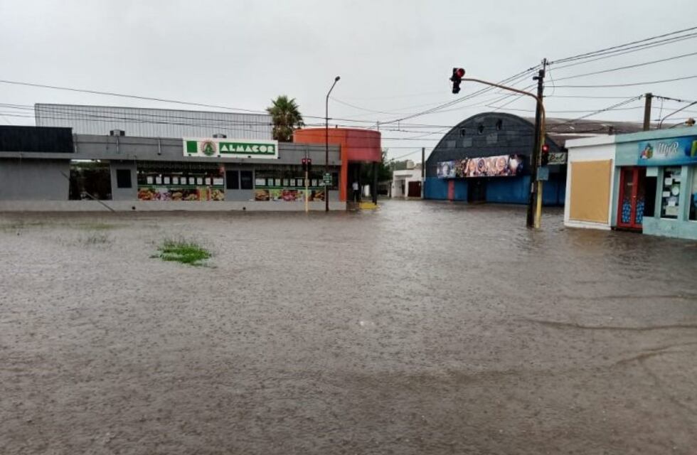 Arroyito: vecinos mostraron en las redes la situación de su sector por la lluvia
