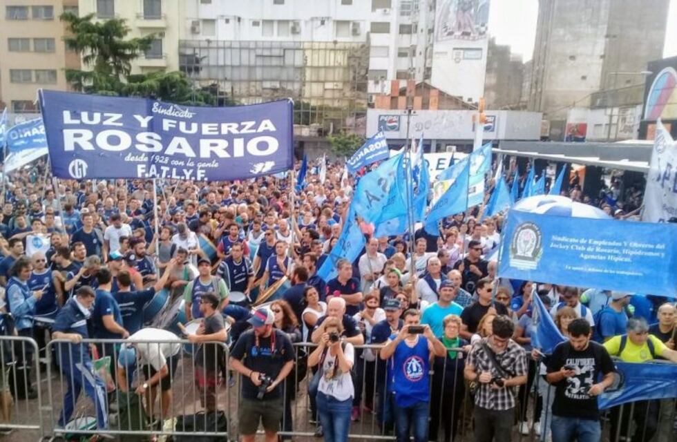 La protesta contra el ajuste se hizo sentir en las calles rosarinas