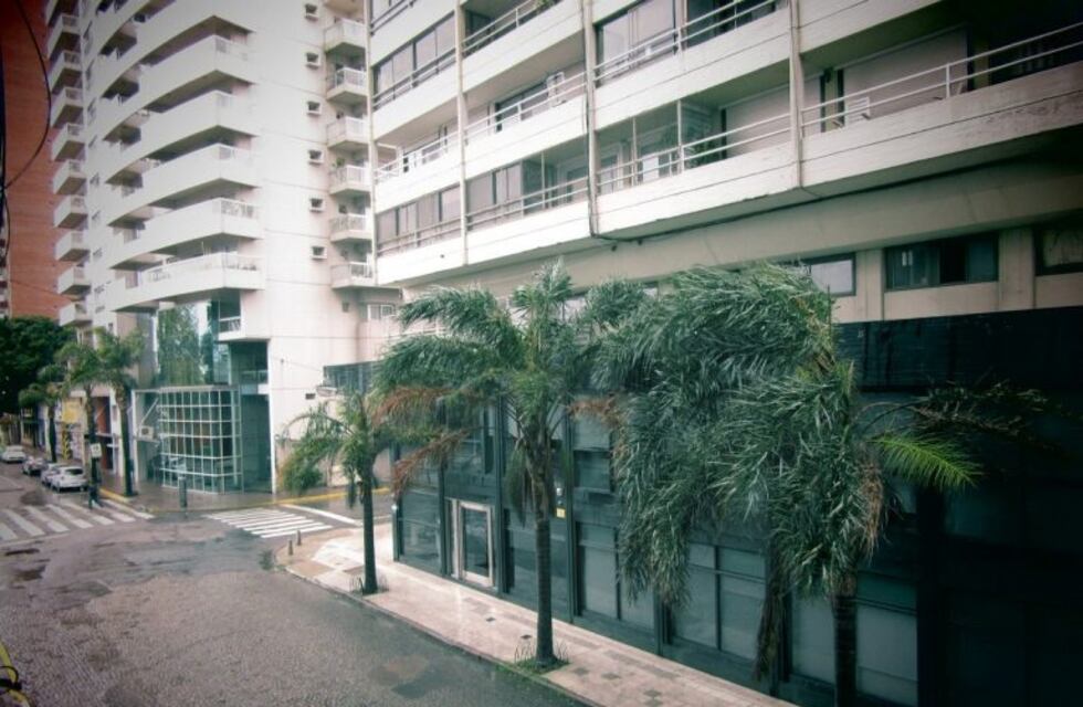 No hay paraguas que aguante: se renovó el alerta por tormentas