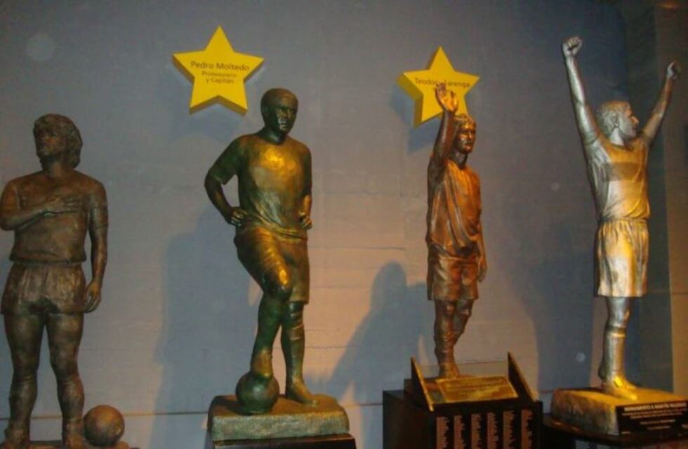 El "Toto" Lorenzo tendrá su estatua en el museo de Boca