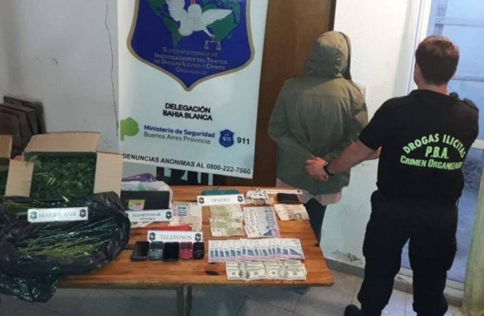 Una mujer arrestada tras un allanamiento por drogas