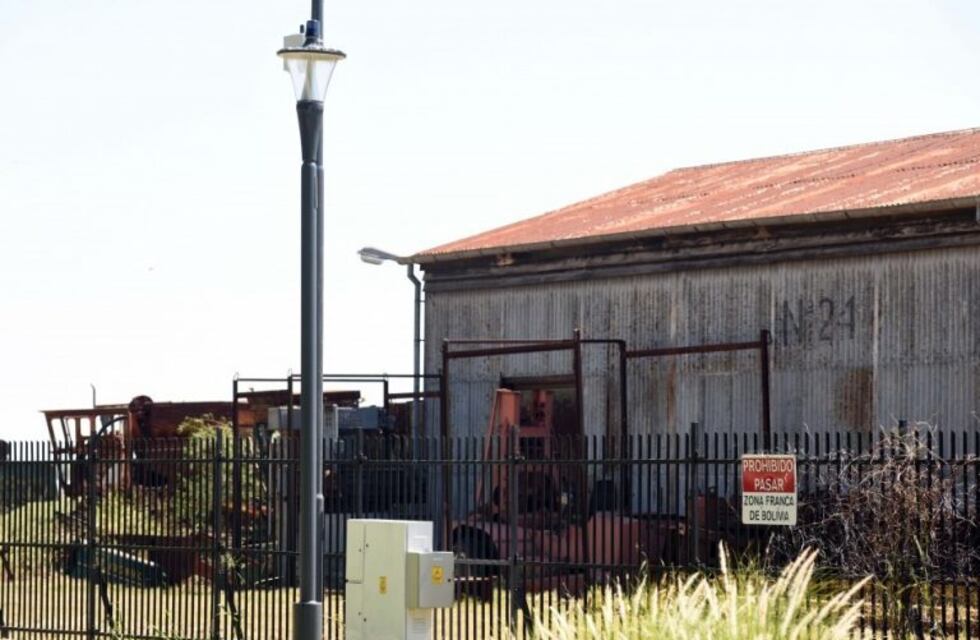 Problemas para retirar la chatarra que dejó Bolivia en la ex zona franca