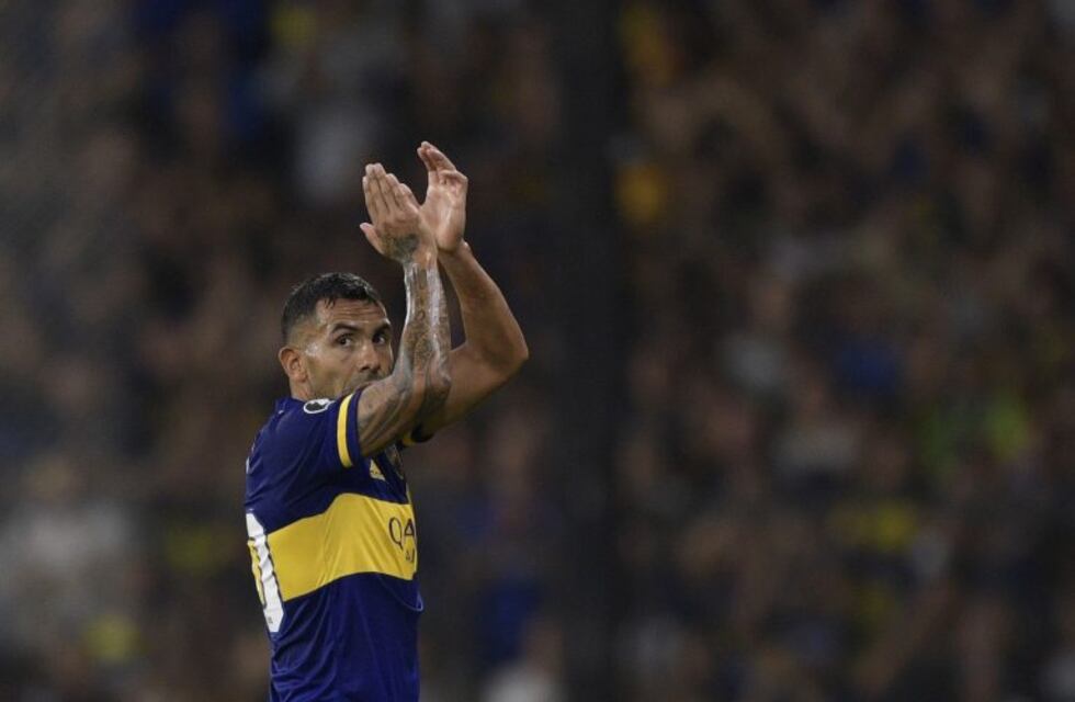 Carlos Tevez: "Voy a seguir en Boca hasta diciembre y donaré todo mi contrato"