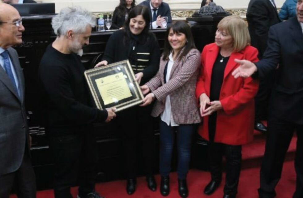 Otorgaron un reconocimiento el Cosquín Rock en la legislatura de Córdoba
