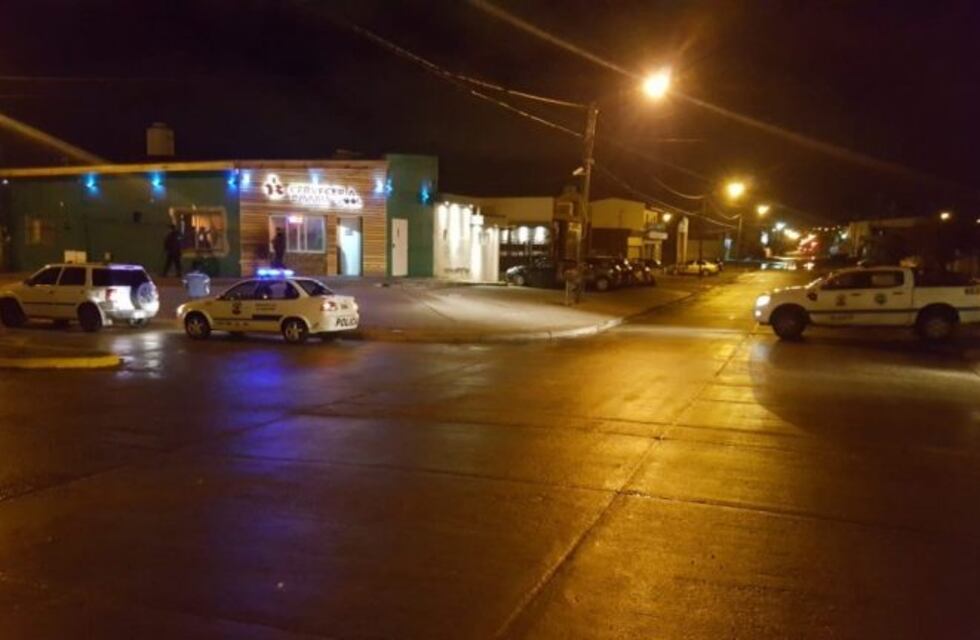 Dominicanos balean a un hombre en la calle