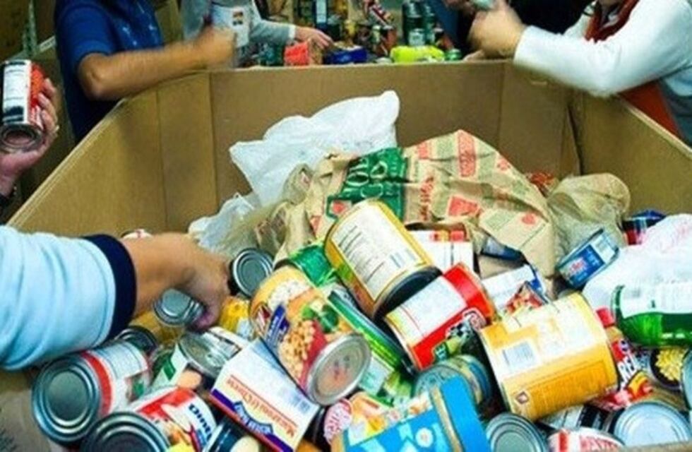 Donaron alimentos decomisados por contrabando