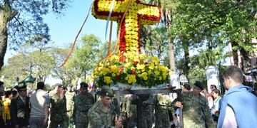 Comenzaron las celebraciones por la Cruz de los Milagros