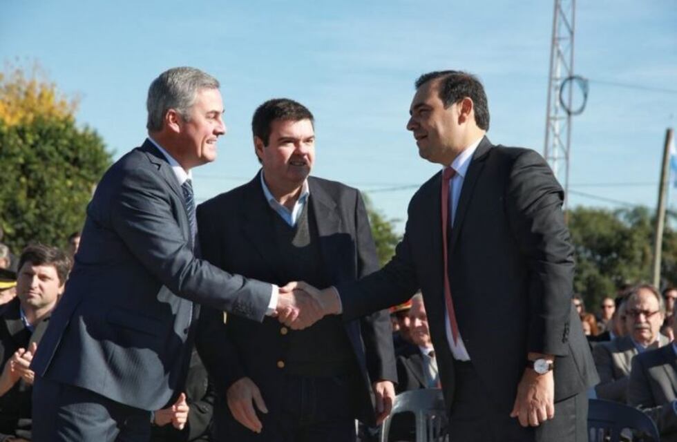 Bella Vista: Valdés firmó un convenio para instalar un Parque Industrial