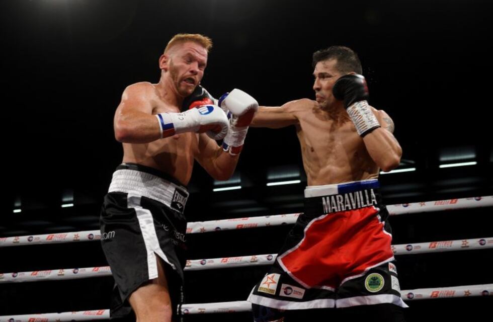 Sergio "Maravilla" Martínez noqueó a un limitado rival en su regreso al boxeo